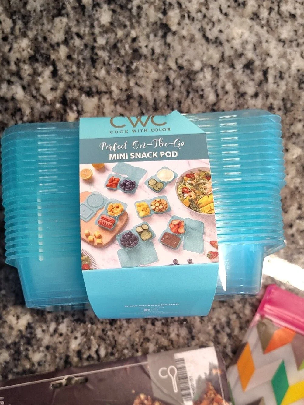 Set of Reusable Food Storage Bags And snack pods